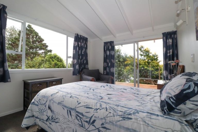 Photo of property in 19 Adams Road, Thornton Bay, Thames, 3575