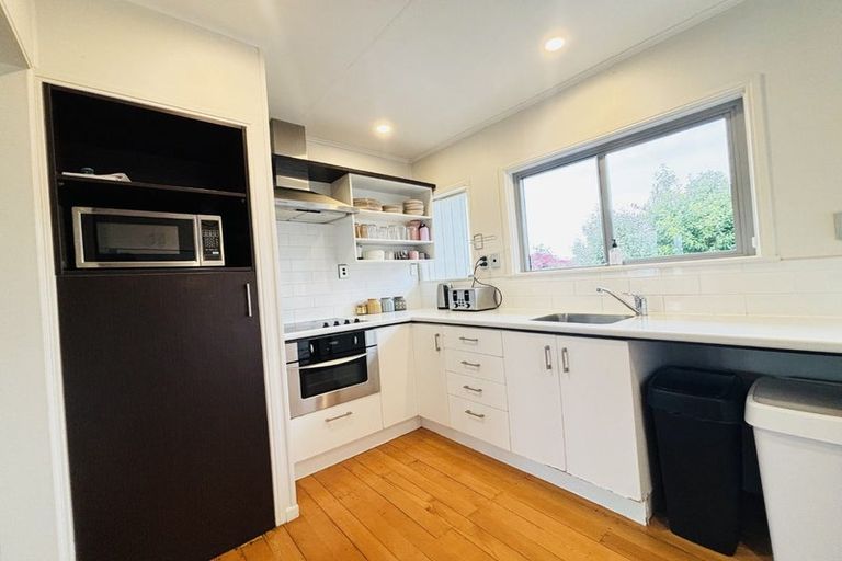 Photo of property in 1/196 Kitchener Road, Pukekohe, 2120