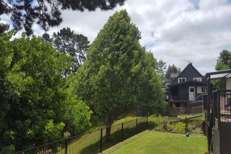 Photo of property in 54 Hobson Road, Lucas Heights, Auckland, 0632