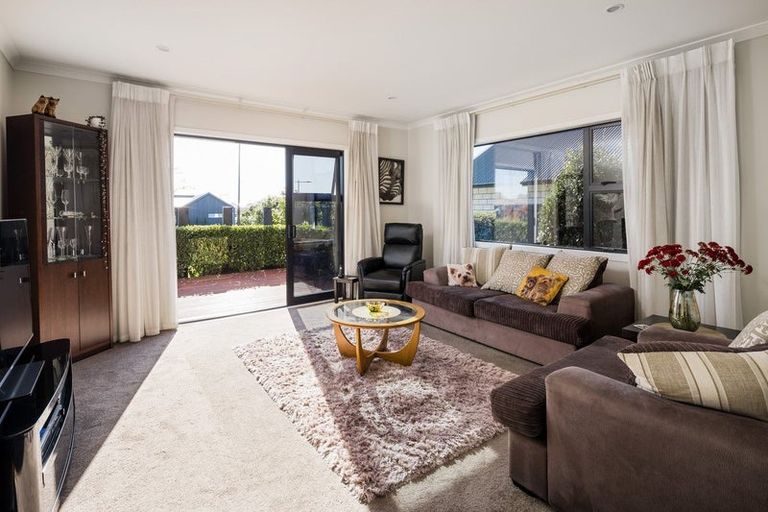 Photo of property in 54 Norfolk Drive, Cambridge, 3434