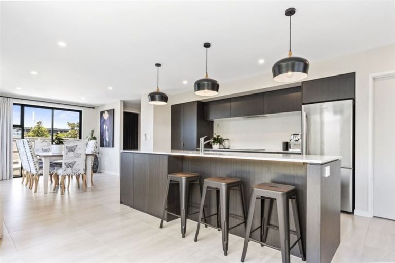 Photo of property in 6 Franks Way, Papamoa Beach, Papamoa, 3118