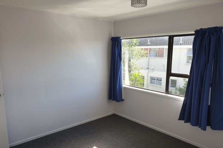 Photo of property in 2/8 Mayville Avenue, New Lynn, Auckland, 0600