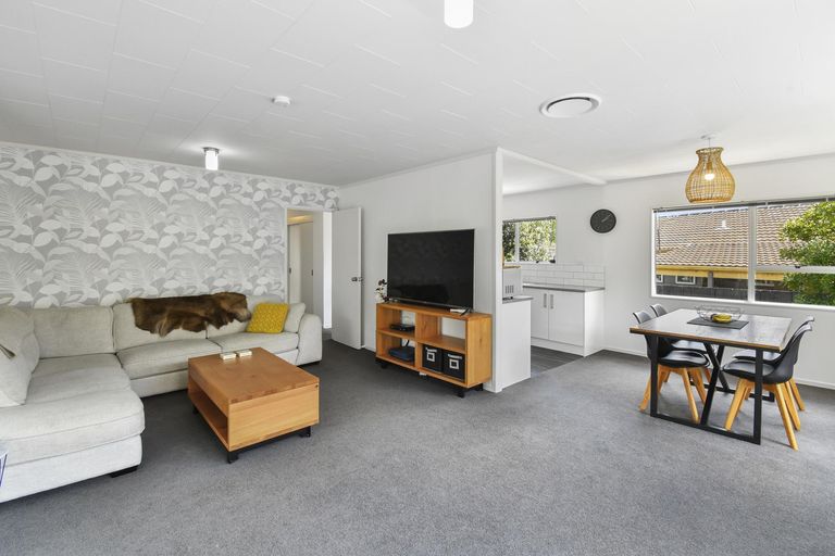 Photo of property in 94 King Street, Waiuku, 2123