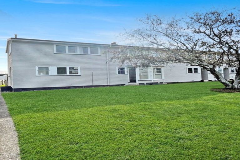 Photo of property in 46-52 Devon Crescent, Bulls, 4818