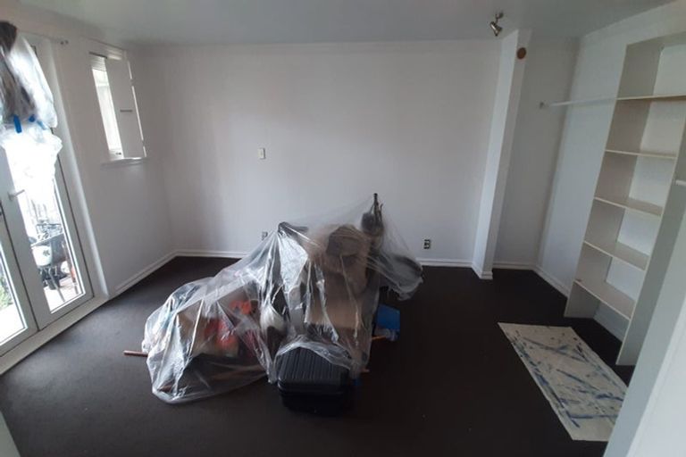 Photo of property in 15 Millward Street, Newtown, Wellington, 6021