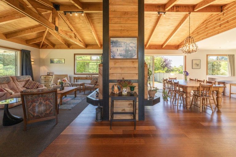 Photo of property in 2/154 Mapara Road, Acacia Bay, Taupo, 3385