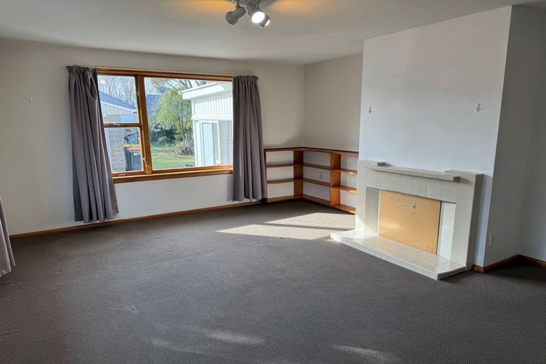 Photo of property in 2/124 Brookside Terrace, Bryndwr, Christchurch, 8053