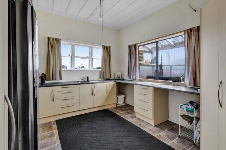 Photo of property in 2 Whitcombe Terrace, Midhirst, Stratford, 4394