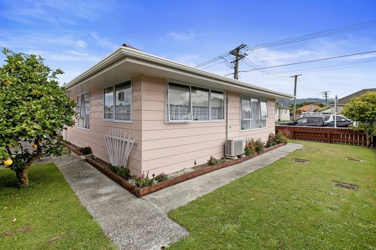 Photo of property in 50a Fisk Street, Naenae, Lower Hutt, 5011