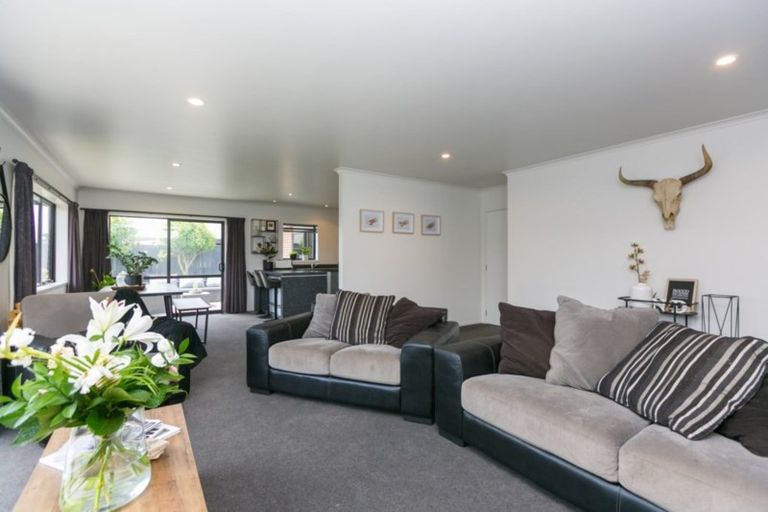 Photo of property in 18 Coby Sydney Drive, Bell Block, New Plymouth, 4312