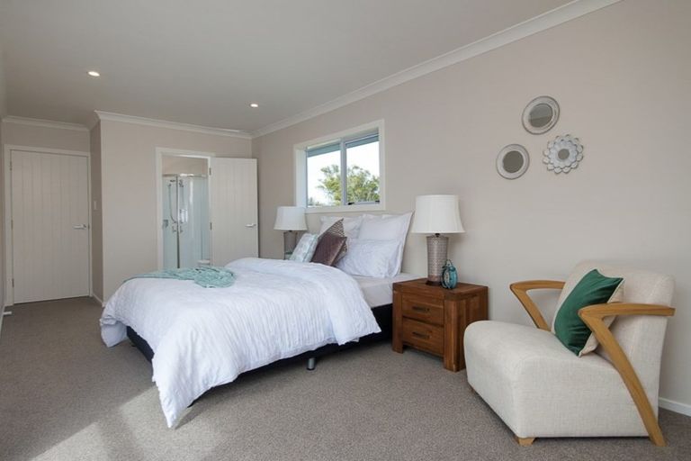 Photo of property in 38 Native Road, Pukekawa, Tuakau, 2696