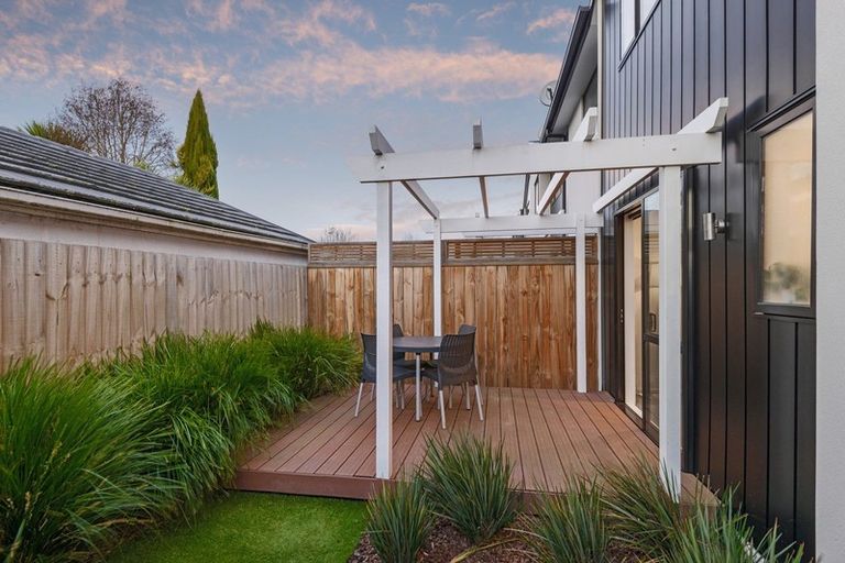 Photo of property in 4/16 Grants Road, Papanui, Christchurch, 8053