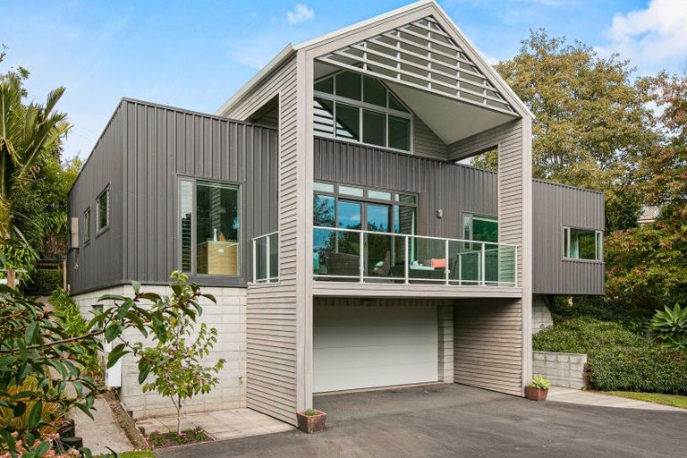 Photo of property in 64a Mcfarlane Street, Oakura, 4314