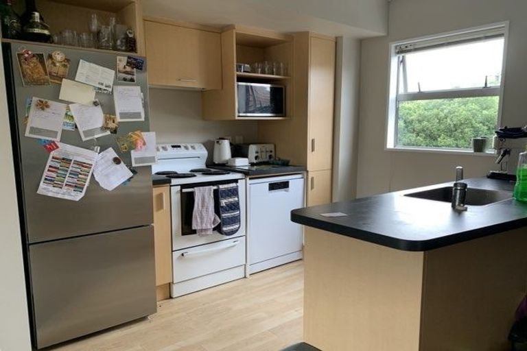 Photo of property in 160 Purchas Street, Edgeware, Christchurch, 8013