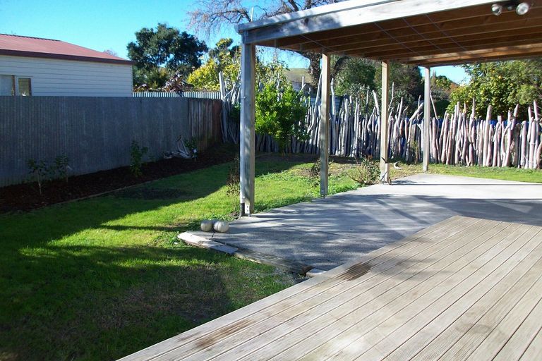 Photo of property in 16 Hooper Street, Tamarau, Gisborne, 4010