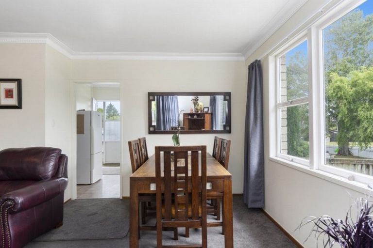Photo of property in 1 Highfield Crescent, Brookfield, Tauranga, 3110