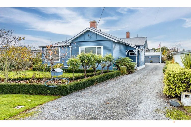 Photo of property in 12 Parsonage Road, Waimate, 7924