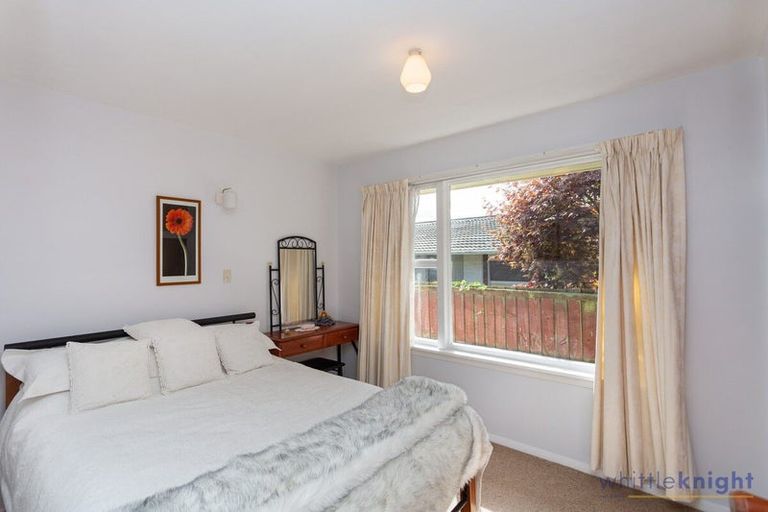 Photo of property in 57 Kent Lodge Avenue, Avonhead, Christchurch, 8042