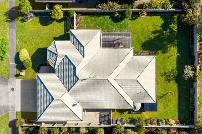 Photo of property in 4 Ashleigh Way, Waikanae Beach, Waikanae, 5036