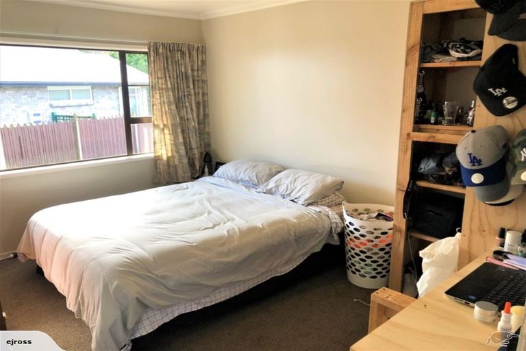 Photo of property in 29 Sheridan Crescent, Leamington, Cambridge, 3432