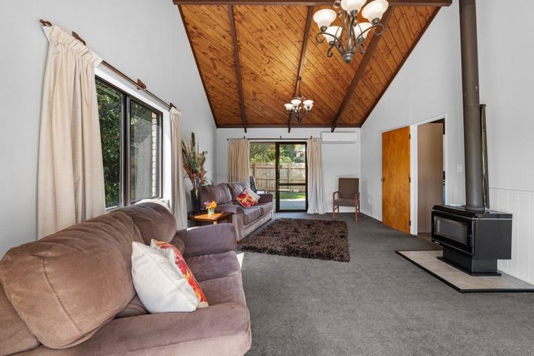 Photo of property in 96 Resolution Road, Welcome Bay, Tauranga, 3112
