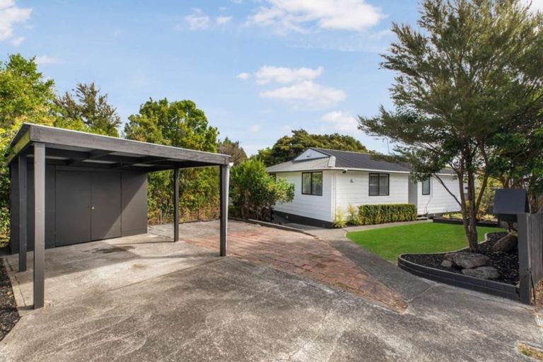 Photo of property in 1/63a Colwill Road, Massey, Auckland, 0614