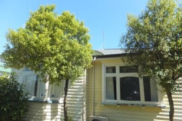 Photo of property in 126 Middlepark Road, Sockburn, Christchurch, 8042
