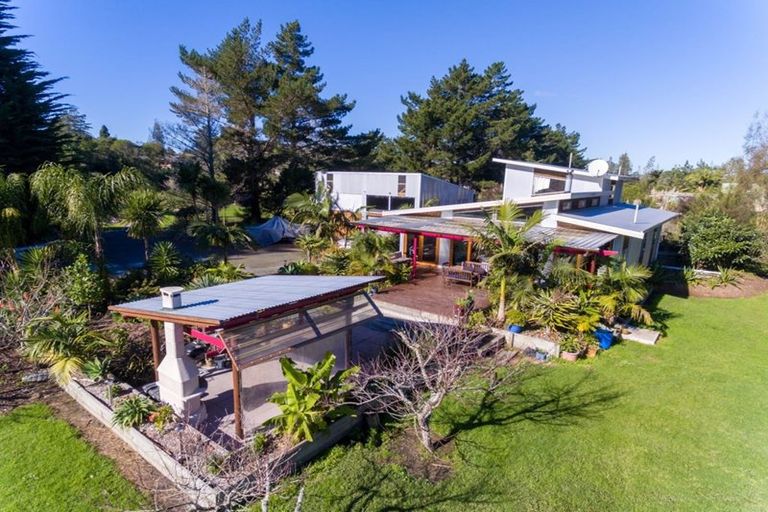 Photo of property in 25 North Avenue, Mangawhai Heads, Mangawhai, 0505