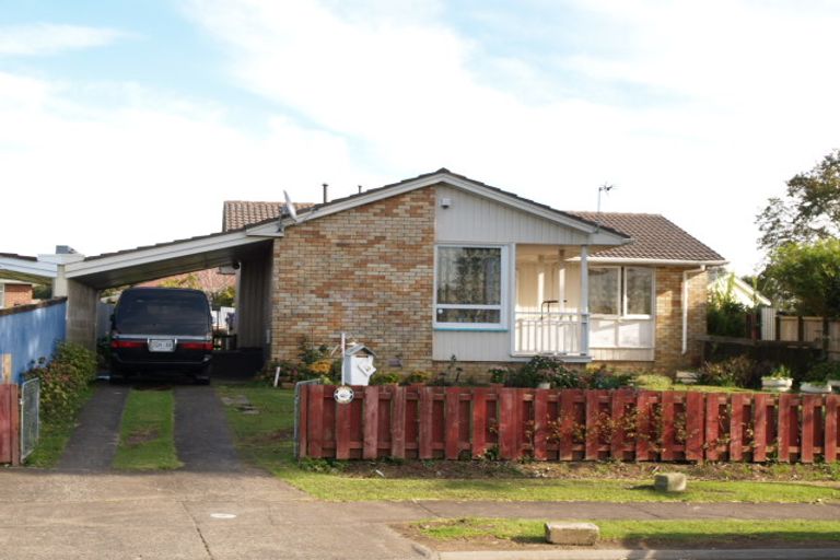 Photo of property in 32 Cottingham Crescent, Mangere East, Auckland, 2024