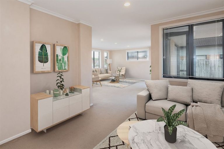 Photo of property in 96 Redcastle Drive, East Tamaki, Auckland, 2013