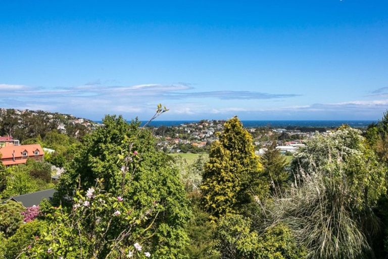 Photo of property in 7 Glendevon Place, Vauxhall, Dunedin, 9013