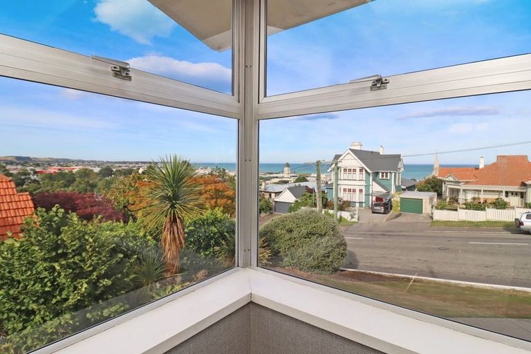 Photo of property in 16 Ure Street, South Hill, Oamaru, 9400