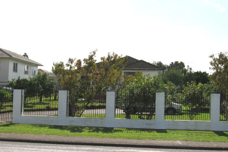 Photo of property in 61 Taikata Road, Te Atatu Peninsula, Auckland, 0610