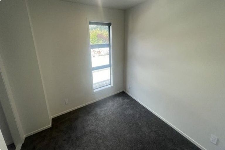 Photo of property in 7/240 Stokes Valley Road, Stokes Valley, Lower Hutt, 5019