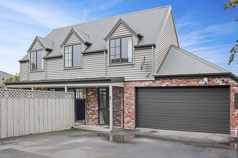 Photo of property in 46d Division Street, Riccarton, Christchurch, 8041