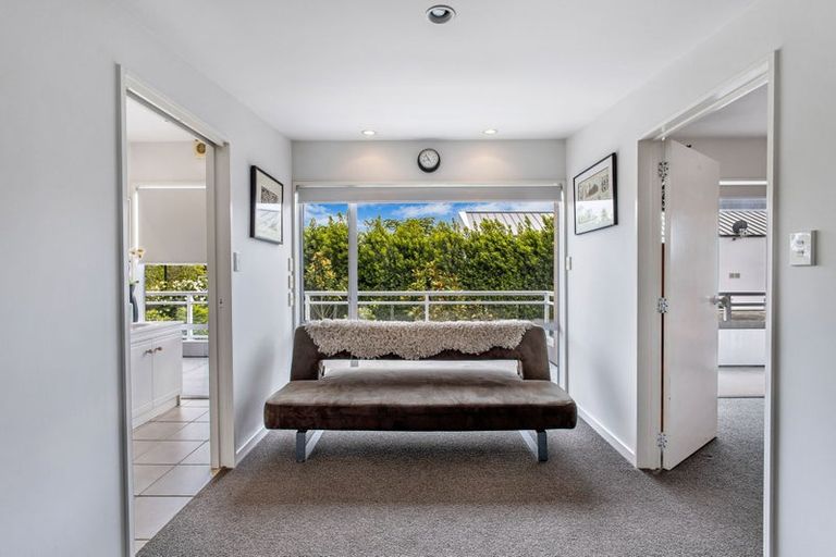 Photo of property in 1/17 Kotare Street, Fendalton, Christchurch, 8041