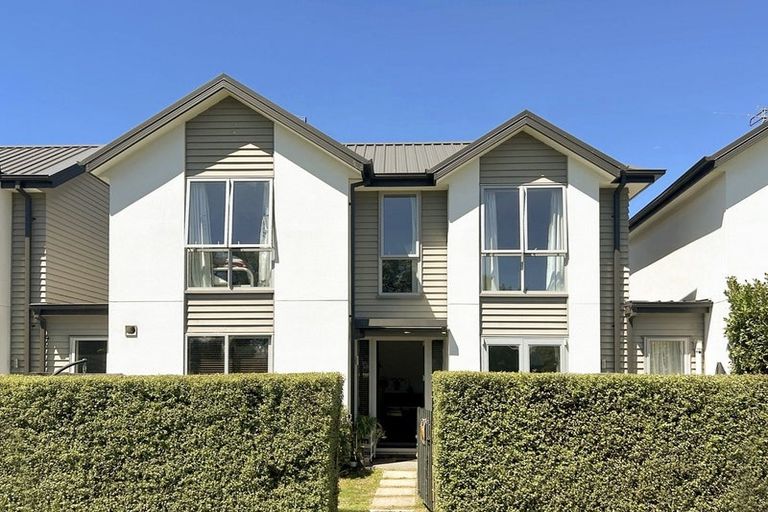 Photo of property in 7 Yew Tree Lane, Hillmorton, Christchurch, 8024