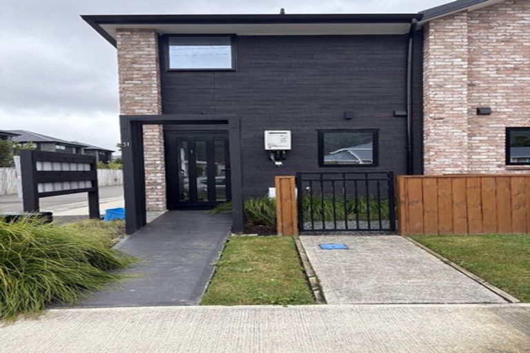 Photo of property in 1/31 Waiwhetu Road, Waiwhetu, Lower Hutt, 5010