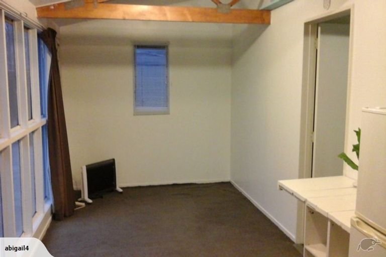 Photo of property in 124 Main Road North, Woodend, 7610