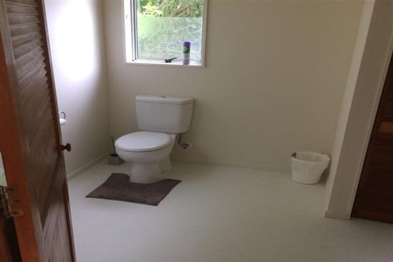 Photo of property in 16 Haunui Road, Pukerua Bay, 5026