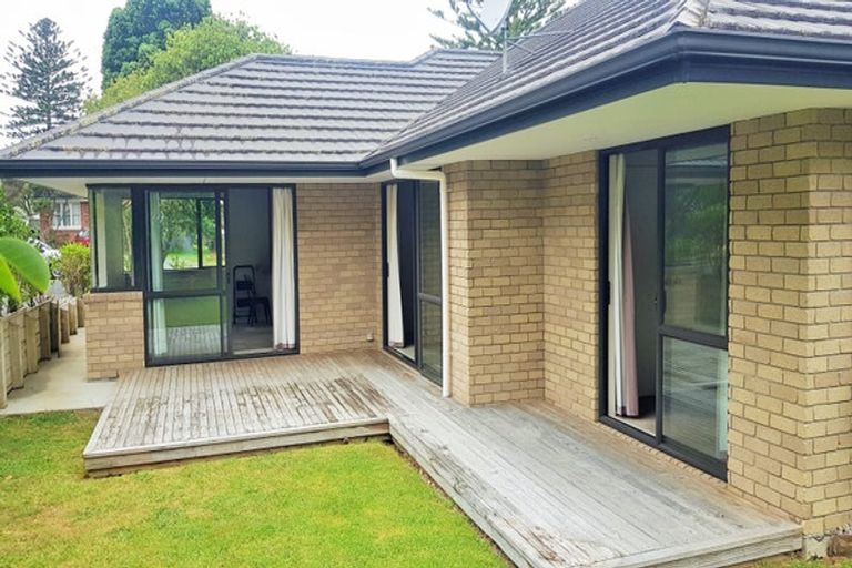 Photo of property in 10a Shepherds Road, Papakura, 2110