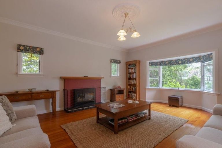 Photo of property in 44 Colombo Street, Cashmere, Christchurch, 8022