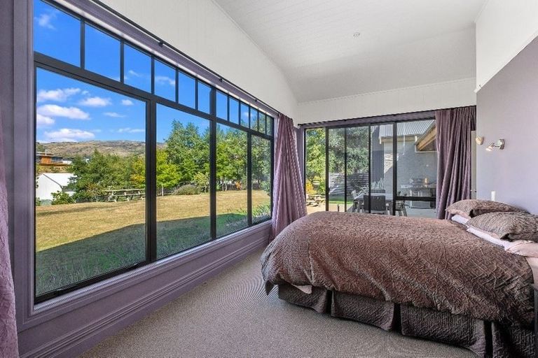 Photo of property in 57 Hall Road, Bannockburn, Cromwell, 9384
