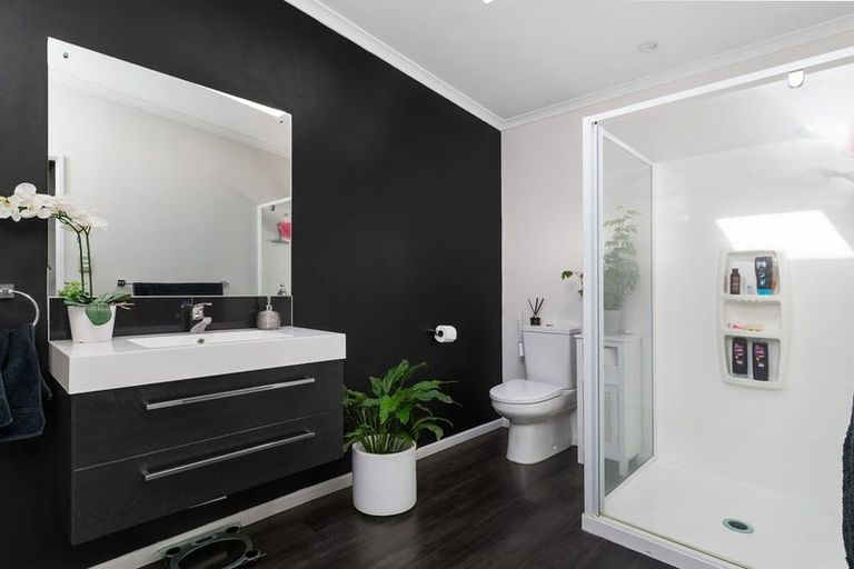 Photo of property in 12 Braddon Street, Addington, Christchurch, 8024