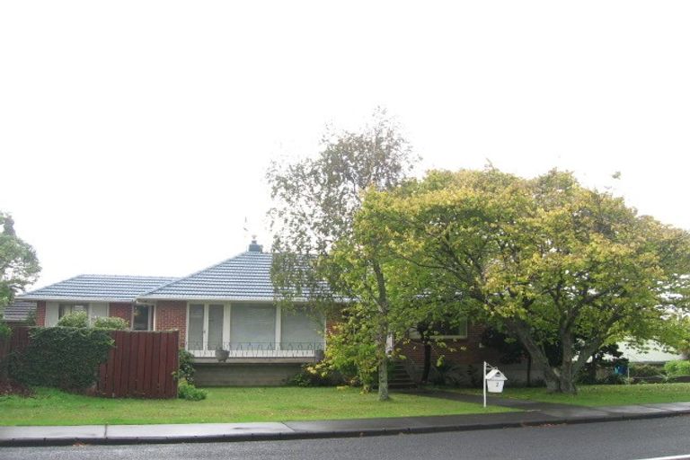 Photo of property in 2 Greenhill Crescent, Pakuranga, Auckland, 2010