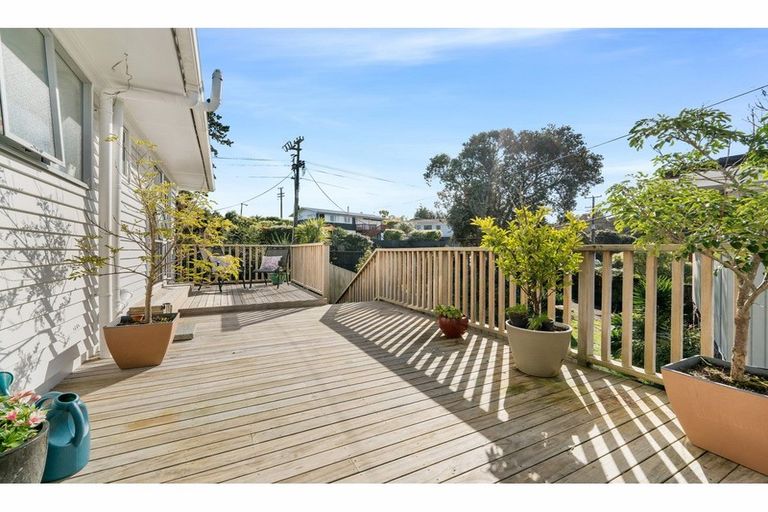 Photo of property in 44 Shetland Street, Glen Eden, Auckland, 0602