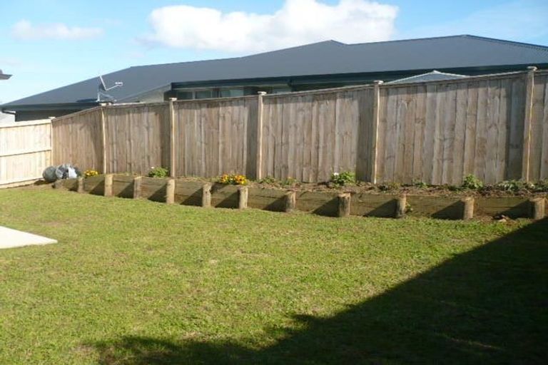 Photo of property in 21 Raithburn Terrace, Pokeno, 2402