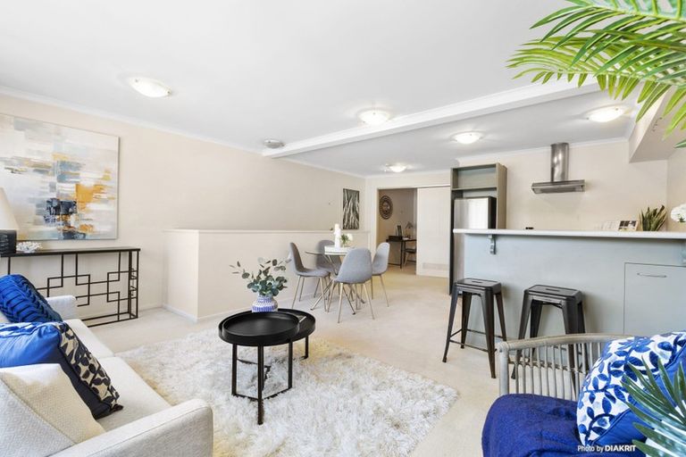 Photo of property in 83h Hill Street, Thorndon, Wellington, 6011