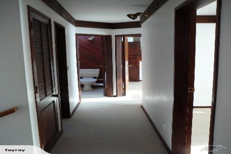 Photo of property in 14 Cassis Place, Crofton Downs, Wellington, 6035