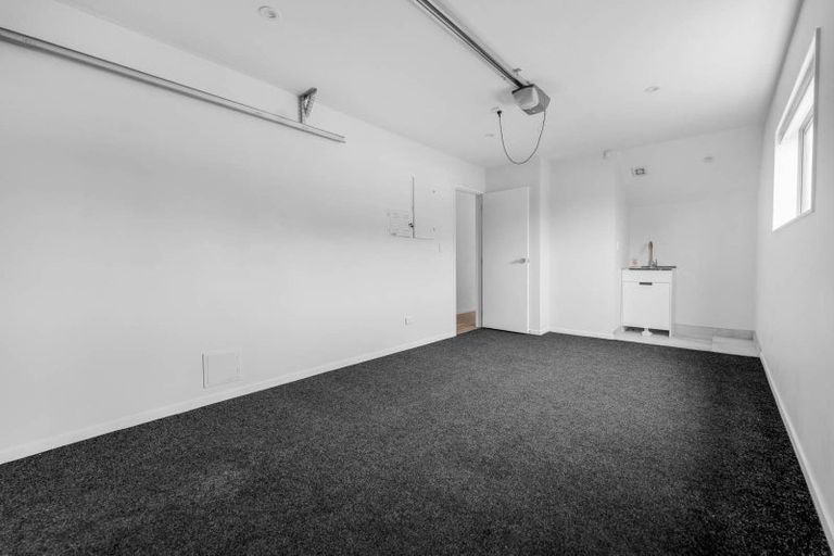 Photo of property in 99a Mahia Road, Wattle Downs, Auckland, 2103